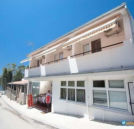 Bed And Breakfast Mediteran Бар Екстериор снимка