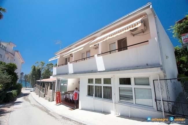 Bed And Breakfast Mediteran Бар Екстериор снимка