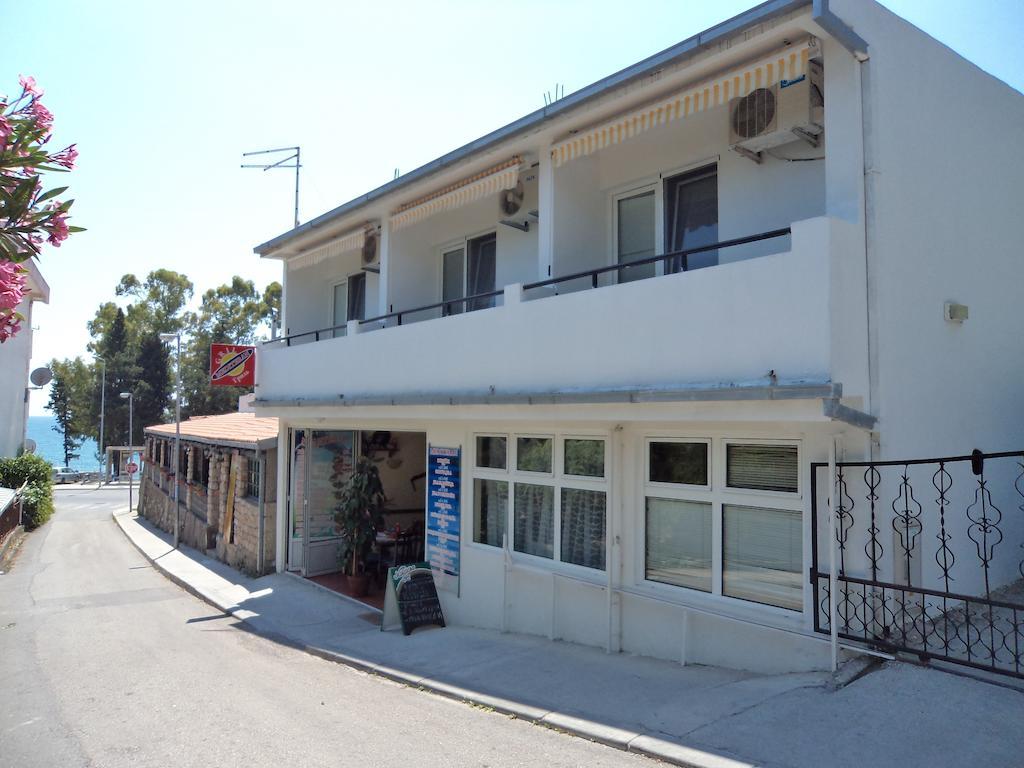 Bed And Breakfast Mediteran Бар Стая снимка
